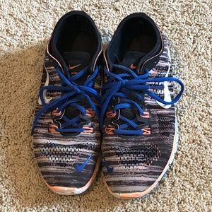 oasis tennis shoes prices